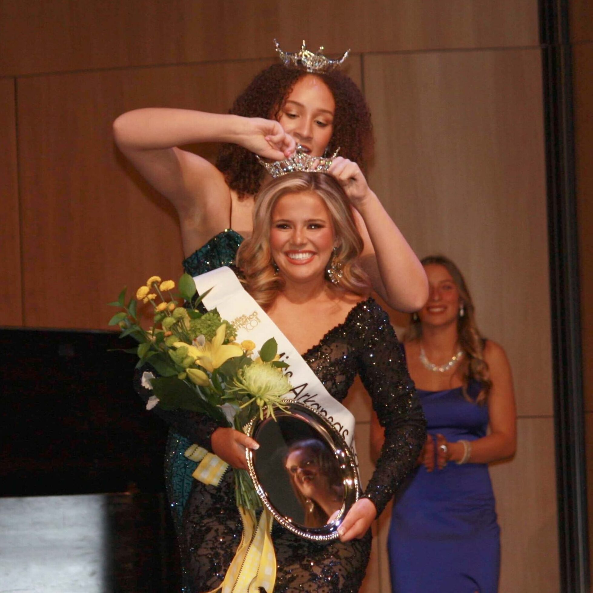 Miss Tech Being Crowned
