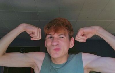 Cal Reeves Posing