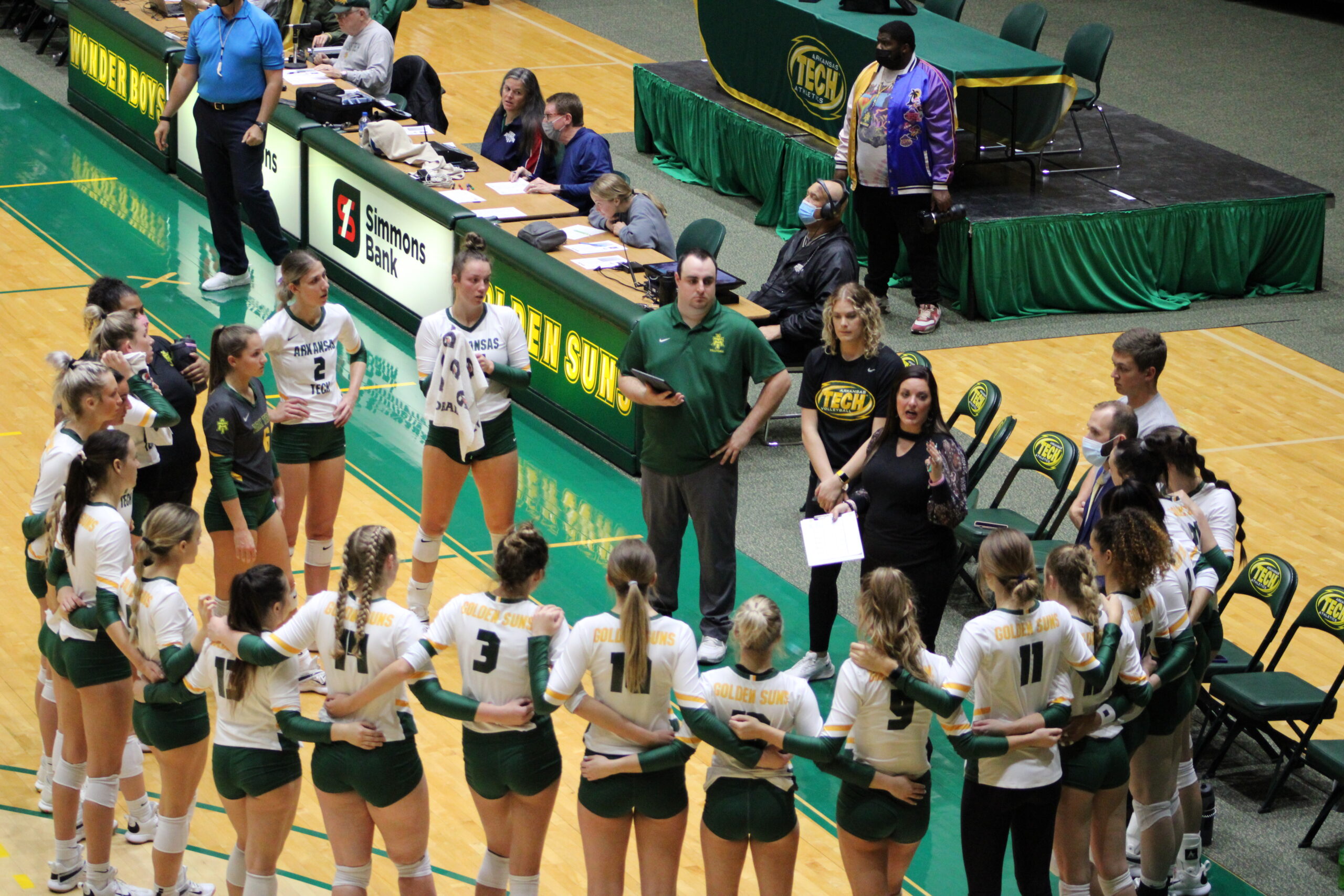 Golden Suns Volleyball Team