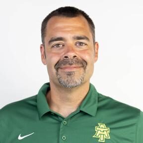 Coach Shaun Wiseman