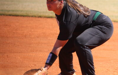 Golden Suns Softball Player