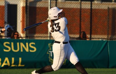 Sophomore Aly White, #33