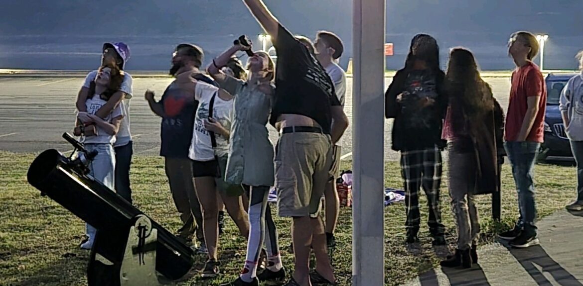 ATU students and faculty stargaze
